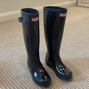 Size 7 Black Hunter Boots
